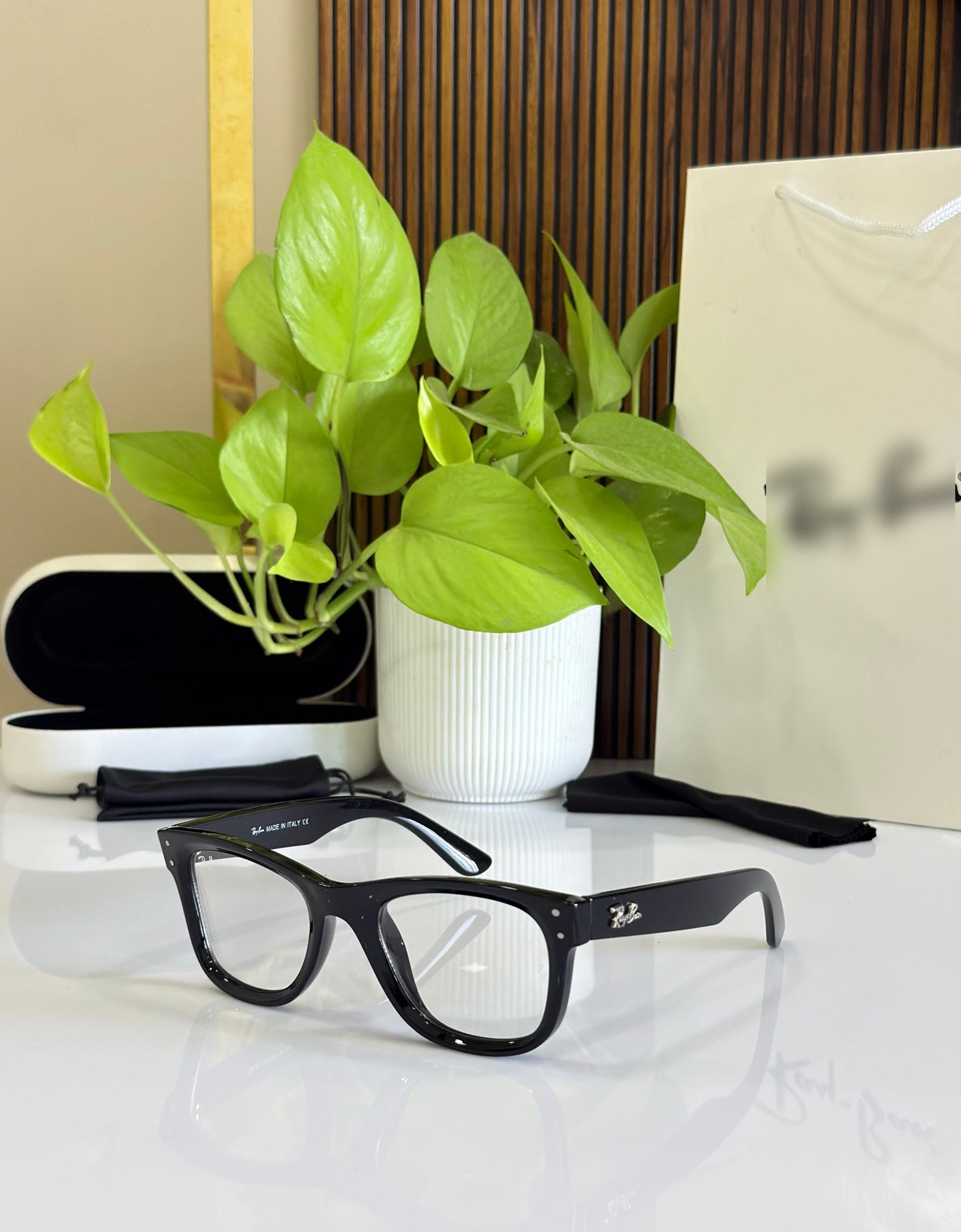 RF-0502 BLACK TRANSPARENT