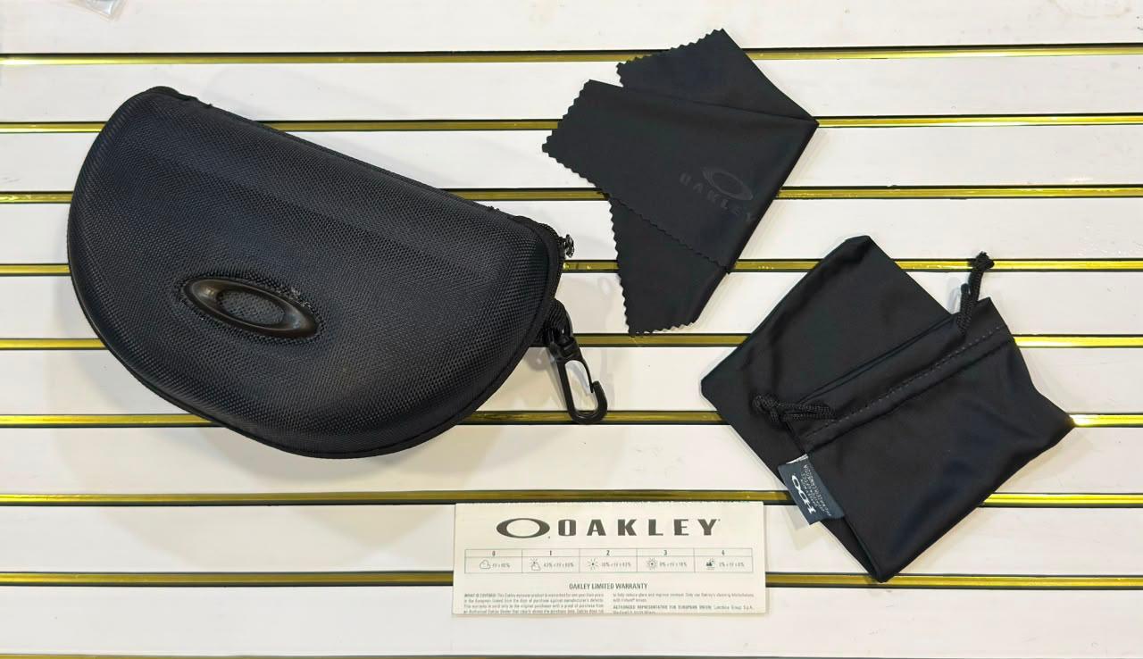 Purchase with original box : Oakley Big