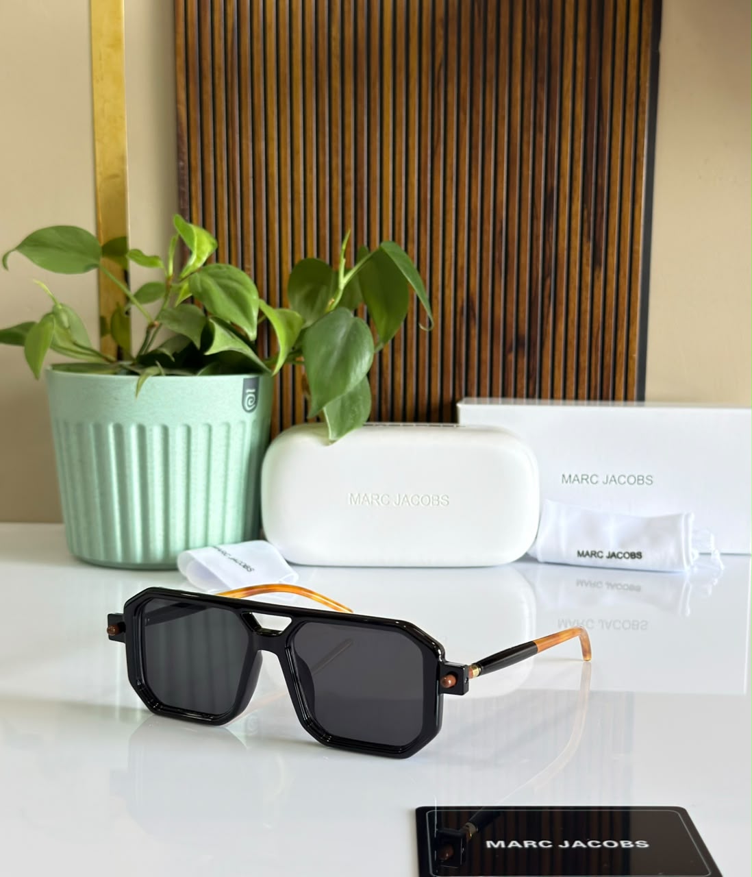 RF 8709 BLACK