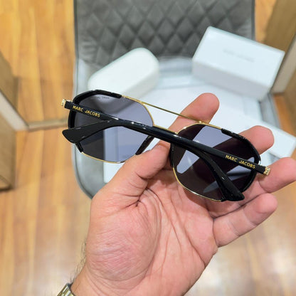 DHURANDARR GOLD BLACK