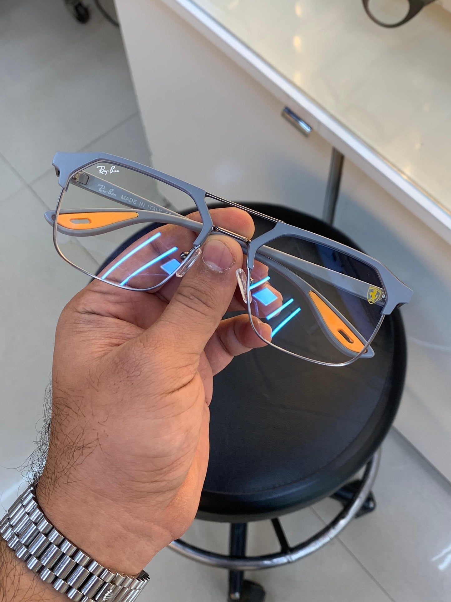 RF-04 GREY WHITE/ORANGE TIP