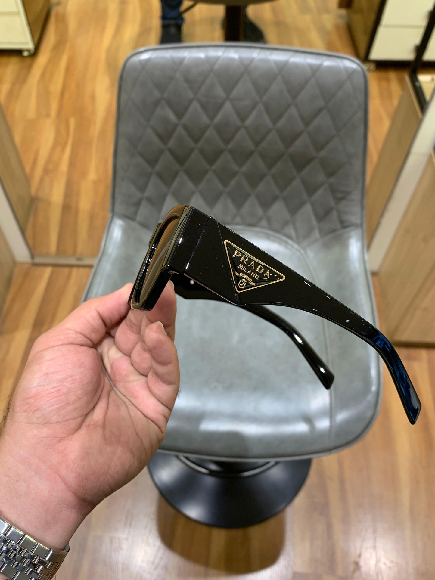 PR - 6092 GLOSSY BLACK